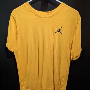 Jordan Men's Yellow T-Shirt